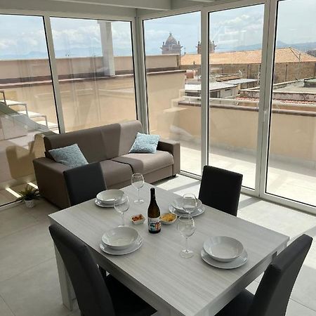 カステッランマーレ・デル・ゴルフォLa Terrazza Sul Golfoアパートメント エクステリア 写真